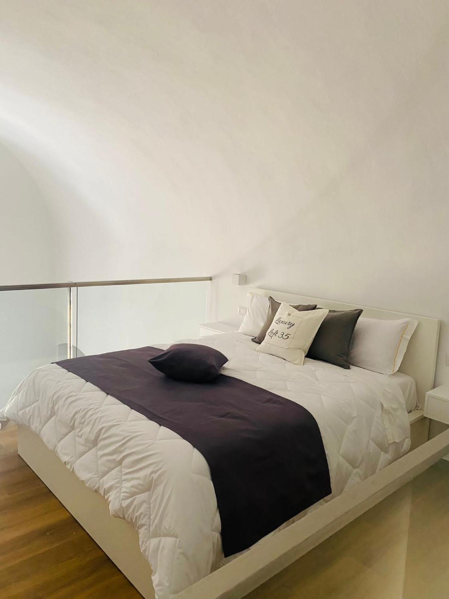 Luxury Loft 35 Hotel Каляри Екстериор снимка