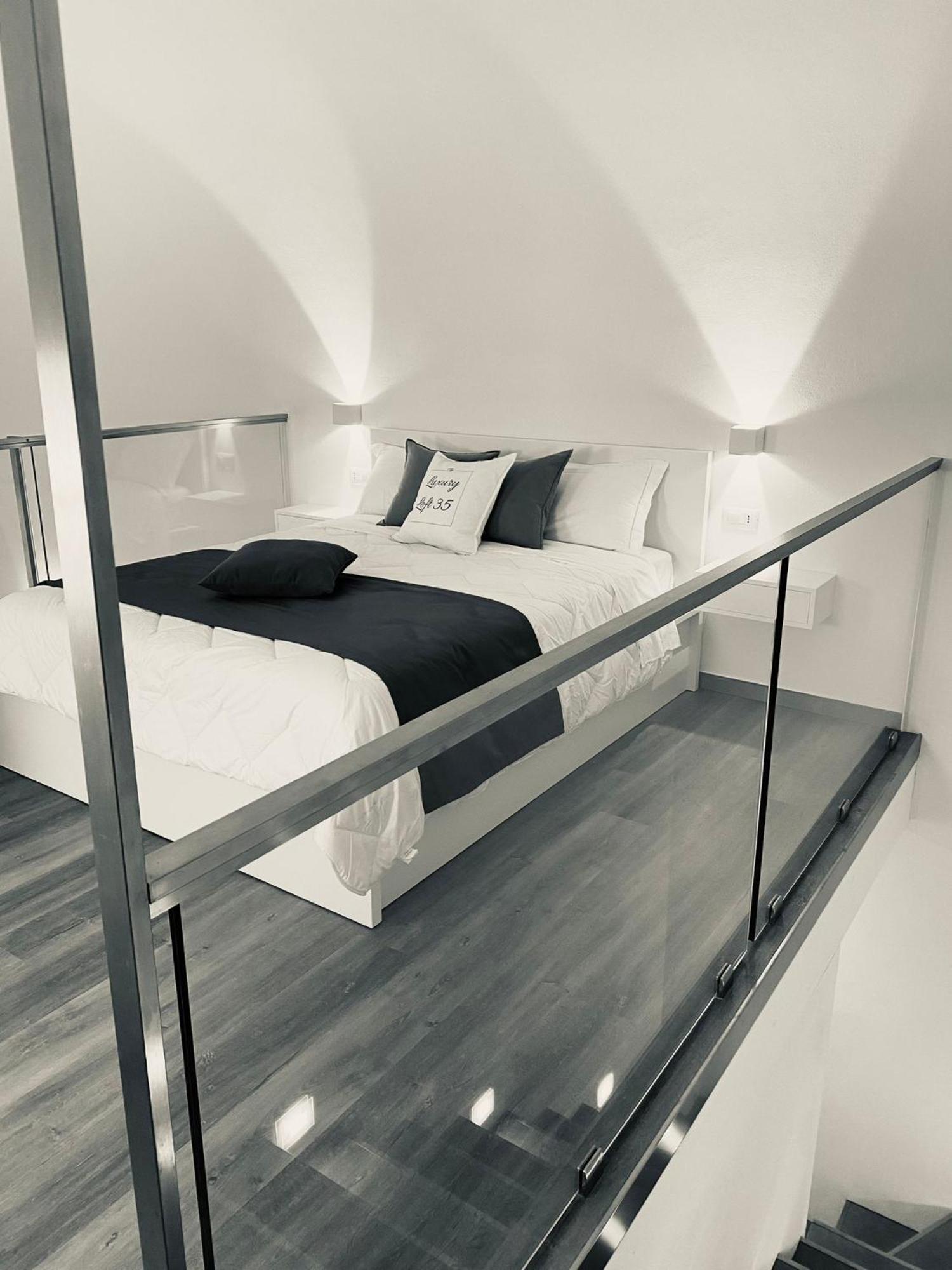 Luxury Loft 35 Hotel Каляри Екстериор снимка